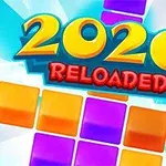 Napis 2020 Reloaded na tle kolorowych klocków i błękitnego światła