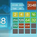 Ekran gry z układem płytek o różnych wartościach liczbowych, wynikiem i tytułem 2048 Classic Edition