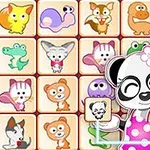 Kolorowe karty z rysunkami zwierząt w siatce oraz rysunkowa panda w różowym fartuszku z dwoma tabliczkami