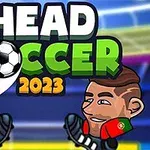 Dwóch kreskówkowych piłkarzy z flagami Argentyny i Portugalii na koszulkach oraz napis HEAD SOCCER 2023 w tle