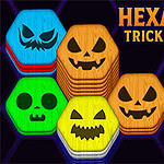 Hexa Sort Trick or Treat Kolorowe heksagonalne klocki z dyniowymi twarzami oraz ręka z bliznami na fioletowym tle