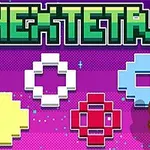 Napis Hex Tetris w stylu retro na fioletowym tle z pikselowymi kształtami i żółtą ręką wskazującą na niebieski kształt