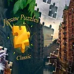 Puzzle składające się z obrazka tygrysa i widoku miasta z rzeką, z napisem Jigsaw Puzzles Classic na środku