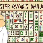 Stosy kamieni do mahjonga z różnorodnymi symbolami i uśmiechnięta postać w białym stroju po lewej stronie