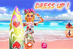 Kobieta w kwiecistej sukience i wianku kwiatów na głowie stoi na plaży obok kolorowej deski surfingowej, z napisem DRESS UP!
