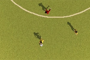 Soccer Simulator Widok z góry na boisko piłkarskie z trzema zawodnikami w różnokolorowych strojach oraz piłką