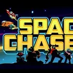 Postacie w różnych pozach na tle dużego napisu SPACE CHASERS, otoczone kosmicznymi pojazdami na nocnym niebie