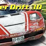Super Drift 3D Czerwony samochód sportowy z białymi paskami drifujący na zakręcie z logo Super Drift 3D na górze