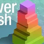 Napis tower rush obok wielobarwnej wieży złożonej z prostokątnych bloków na tle geometrycznym