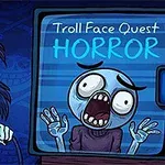 Postać o przerażającym wyglądzie trzymająca joystick, obok ekranu z przestraszoną postacią i napisem Troll Face Quest Horror