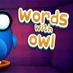 Nie wiem kim są osoby na tym zdjęciu, ale mogę opisać jego zawartość: niebieska sowa w okularach stoi na pomarańczowej podstawce na fioletowym tle, obok napis words with owl